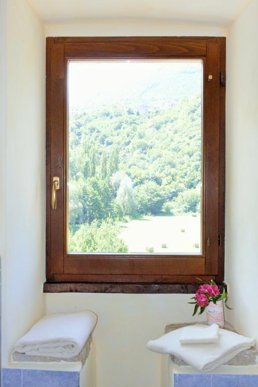 Agriturismo Casale La Palombara Cerreto di Spoleto Habitación foto