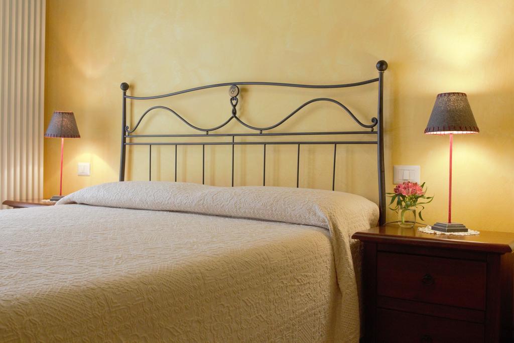 Agriturismo Casale La Palombara Cerreto di Spoleto Habitación foto